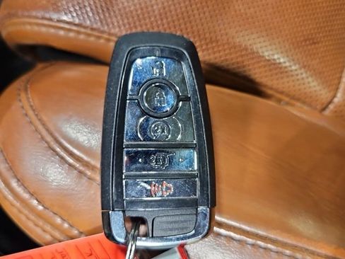 Used 2020 Lincoln Navigator Reserve w/ Equipment Group 208A Reserve AWD/4WD image 28