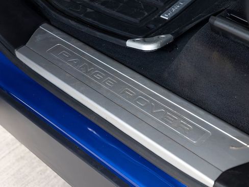 Used 2020 Land Rover Range Rover Sport SVR image 51