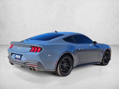 Used 2025 Ford Mustang GT Premium image 5