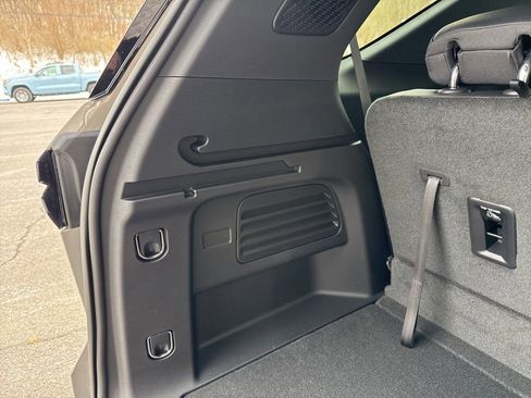 New 2026 Chevrolet Traverse Z71 w/ Enhanced Driving Package image 24