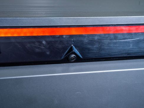 Used 2025 Tesla Cybertruck AWD Crew Cab image 23