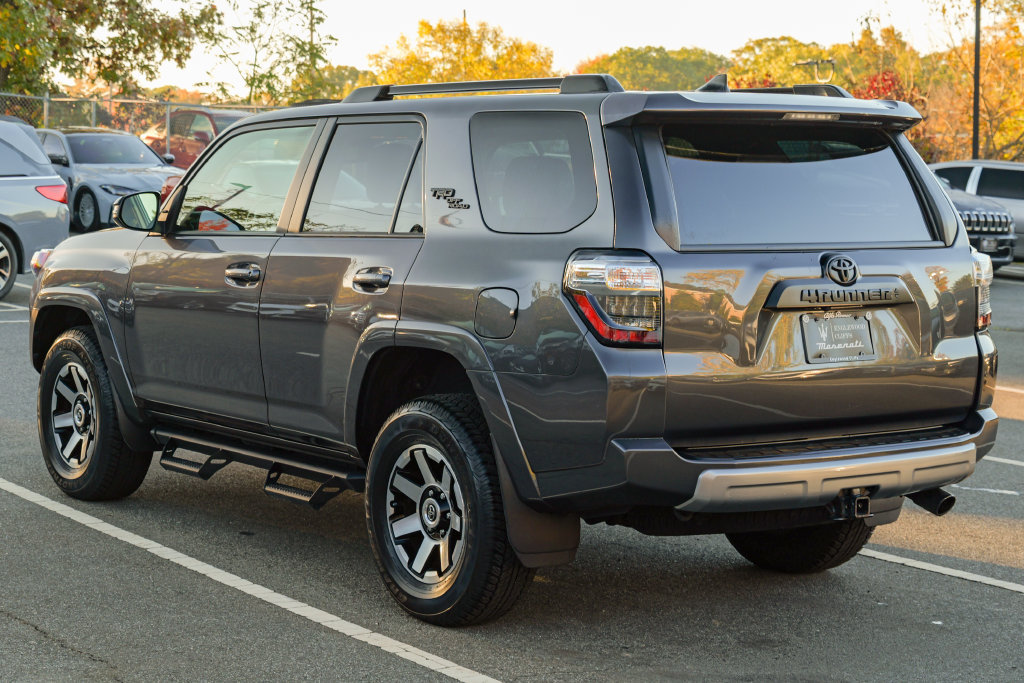 Used 2023 Toyota 4Runner TRD Off-Road Premium w/ Off Road Premium Plus Package AWD/4WD image 5
