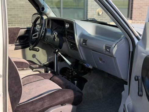 Used 1994 Ford Ranger Splash RWD image 6
