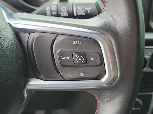 Used 2018 Jeep Wrangler Unlimited Rubicon AWD/4WD image 12