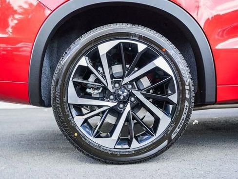 New 2025 Mitsubishi Outlander SEL image 18