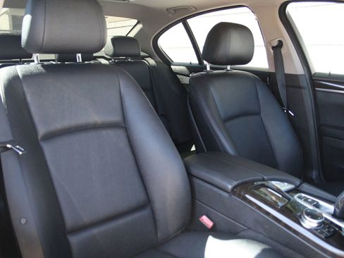 Used 2014 BMW 528i Sedan image 10