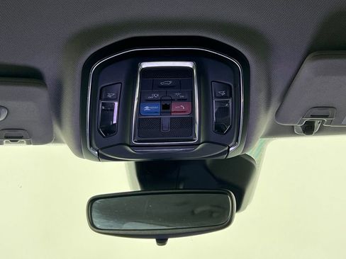 Used 2023 Jeep Grand Cherokee L Limited image 30