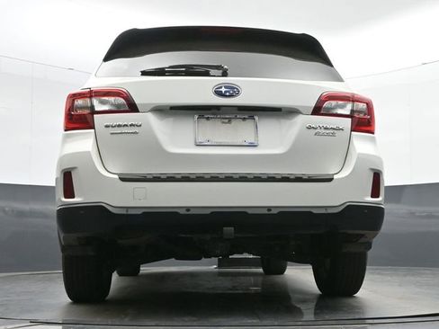Used 2017 Subaru Outback 2.5i Limited image 13