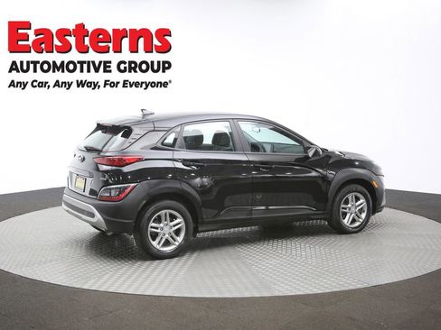 Used 2022 Hyundai Kona SE w/ Winter Weather Package image 41