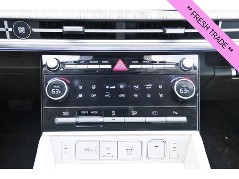 Certified 2025 Hyundai Santa Fe Calligraphy FWD image 27