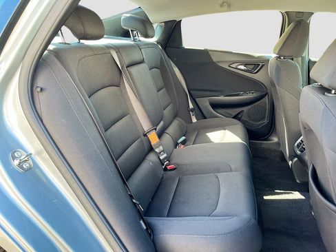 Used 2025 Chevrolet Malibu LT FWD image 32