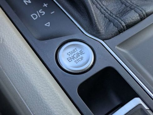 Used 2019 Volkswagen Atlas SE FWD image 43