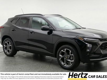 Used 2025 Chevrolet Trax LT