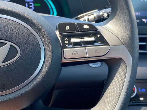 New 2026 Hyundai Elantra Hybrid FWD image 19