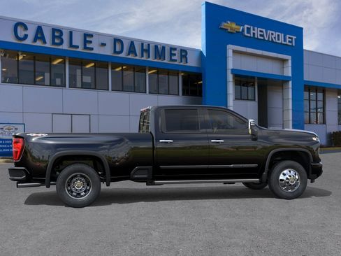 New 2026 Chevrolet Silverado 3500 High Country w/ High Country Premium Package AWD/4WD image 19