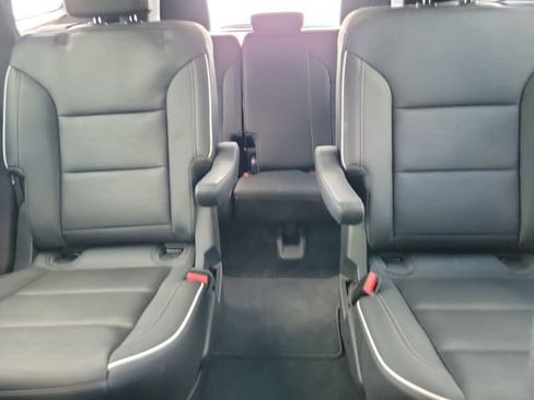 Used 2025 Buick Enclave Sport Touring FWD image 16