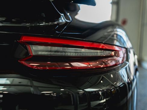 Used 2019 Porsche 911 Turbo AWD/4WD image 14