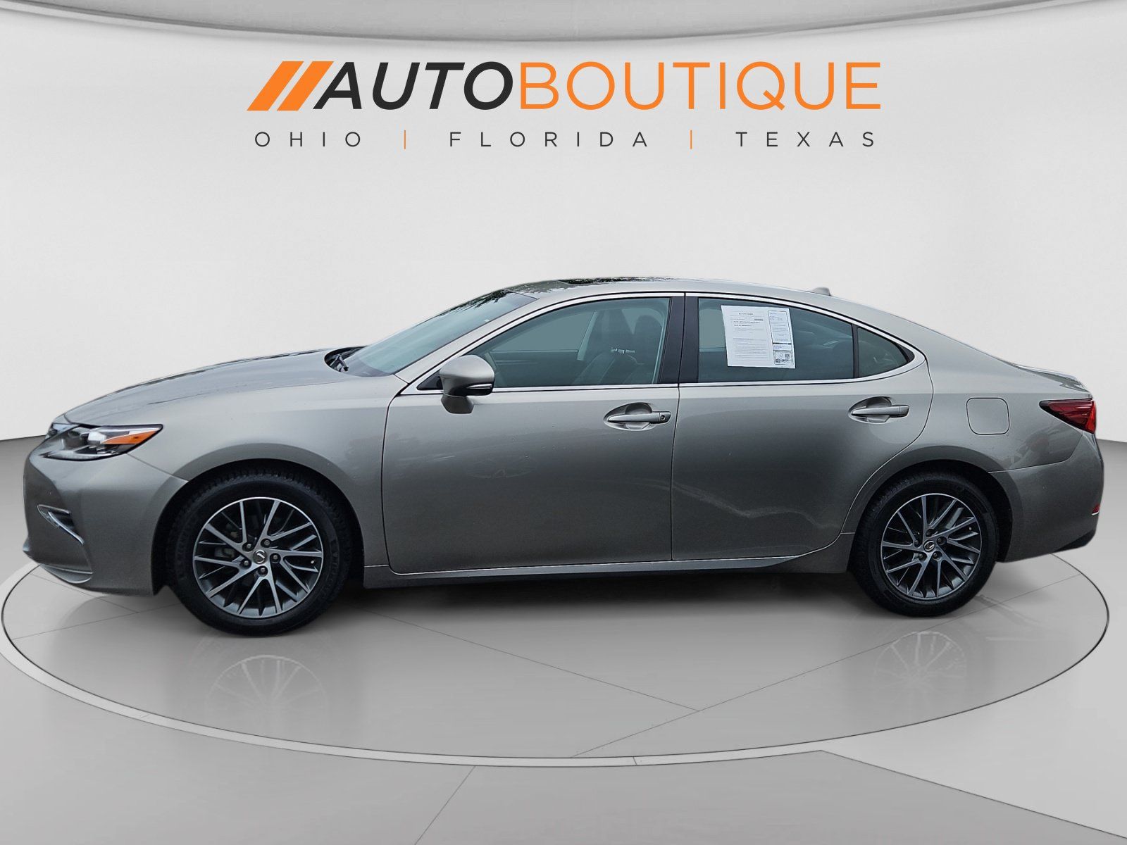 Used 2017 Lexus ES 350 w/ Premium Package FWD image 2