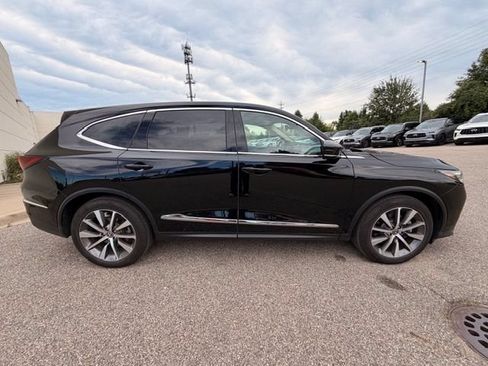 Used 2025 Acura MDX w/ Technology Package AWD/4WD image 5