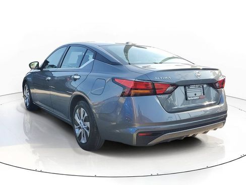 Certified 2020 Nissan Altima 2.5 S FWD image 3