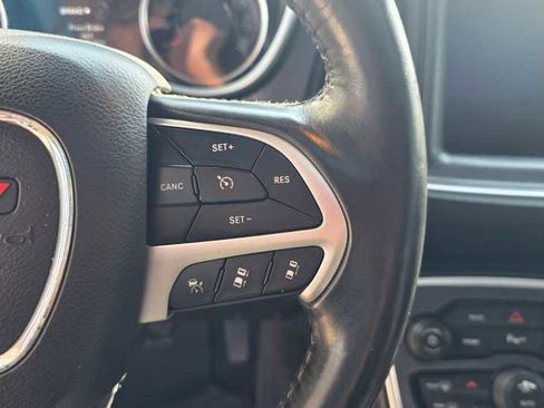 Used 2018 Dodge Challenger SXT Plus image 12