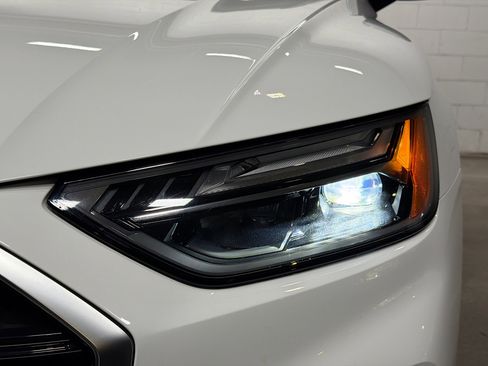 Used 2022 Audi Q5 2.0T Premium w/ Convenience Package image 10