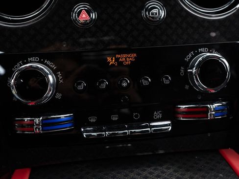 Certified 2024 Rolls-Royce Cullinan Black Badge w/ Dark Exterior Package image 41