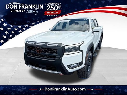 Used 2025 Nissan Frontier PRO-4X AWD/4WD image 1