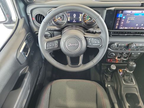 New 2026 Jeep Wrangler Unlimited Rubicon w/ Safety Group image 12