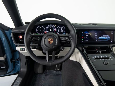 New 2026 Porsche Panamera 4 image 18