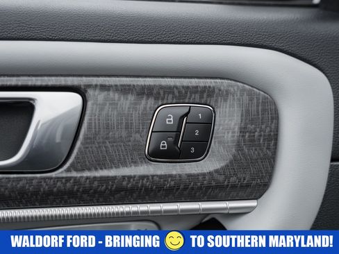 Certified 2025 Ford Explorer Platinum w/ Ultimate Package image 43