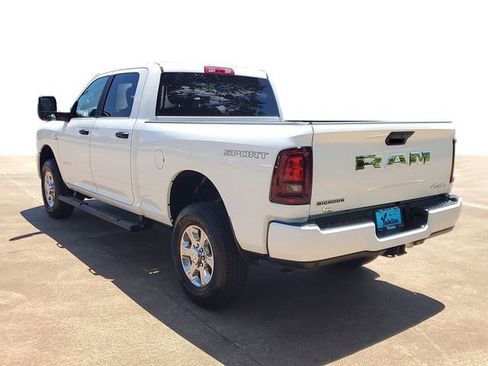 New 2025 RAM 2500 Big Horn image 4