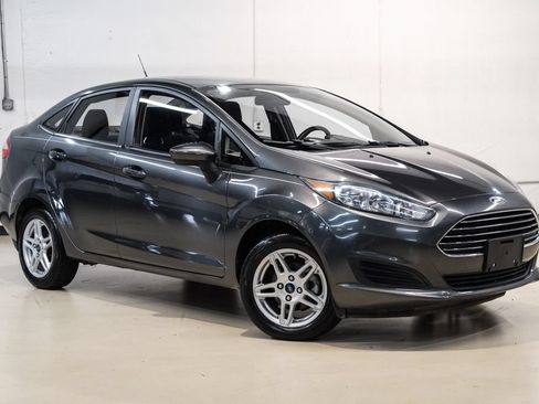 Used 2019 Ford Fiesta SE FWD image 6