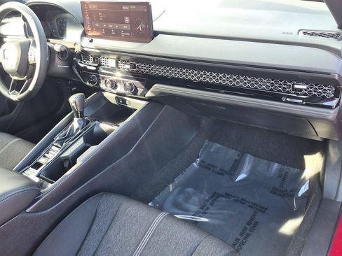 Used 2024 Honda Accord Sport image 11
