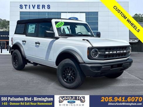 New 2025 Ford Bronco 4-Door AWD/4WD image 1