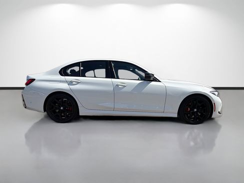 Used 2025 BMW M340i w/ Premium Package image 2