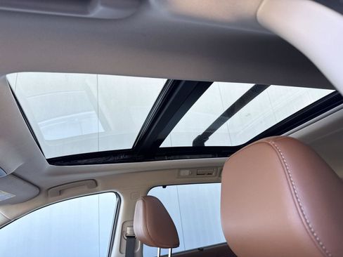 Used 2023 Nissan Pathfinder Platinum w/ Cargo Package image 24