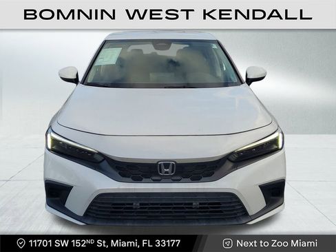 Used 2023 Honda Civic LX image 2