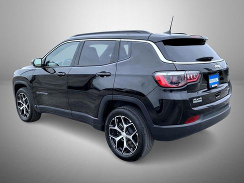 Used 2024 Jeep Compass Limited AWD/4WD image 7
