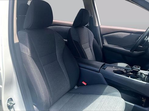 Certified 2023 Nissan Rogue SV FWD image 9