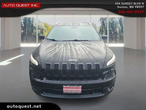 Used 2017 Jeep Cherokee Latitude w/ Comfort & Sound Group image 2