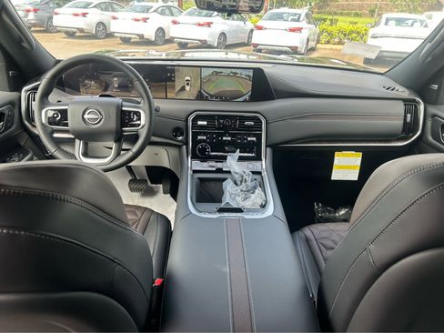New 2026 Nissan Armada Platinum image 10
