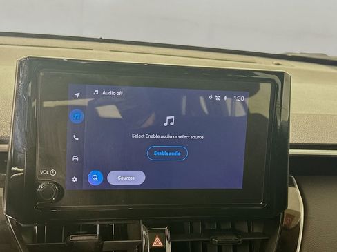 Used 2024 Toyota Corolla Cross LE image 14