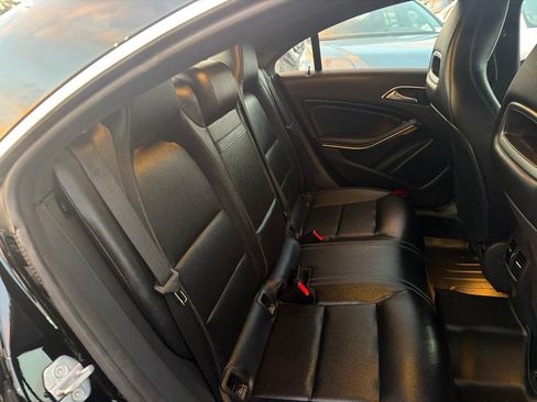 Used 2019 Mercedes-Benz CLA 250 4MATIC image 14