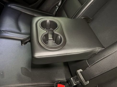 Used 2024 GMC Terrain SLT image 56