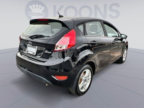Used 2018 Ford Fiesta SE image 7