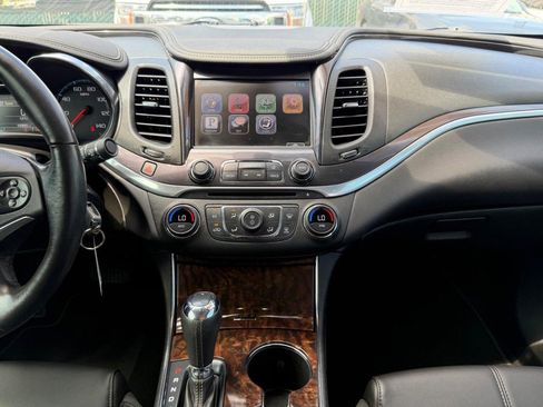 Used 2015 Chevrolet Impala LT w/ Convenience Package FWD image 25