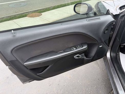 Used 2015 Dodge Challenger R/T w/ Quick Order Package 22B R/T image 13