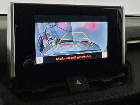 Used 2025 Toyota RAV4 LE FWD image 28