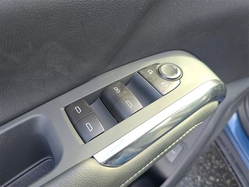 New 2026 Chevrolet Traverse LT image 19